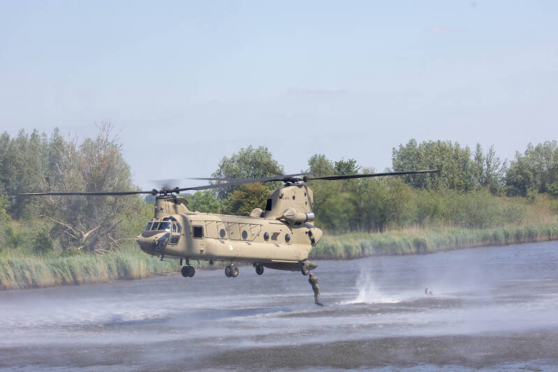 51-chinook-defensie-luchtmacht-standard.jpg
