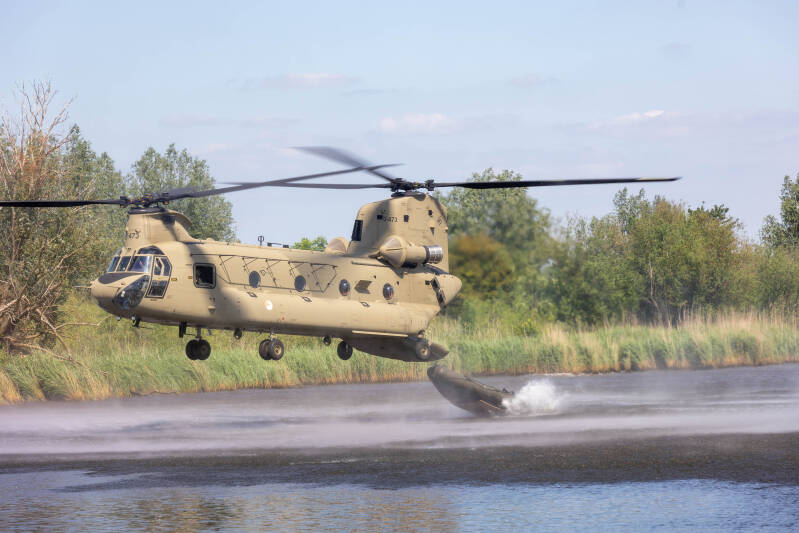 71-chinook-defensie-luchtmacht-standard.jpg