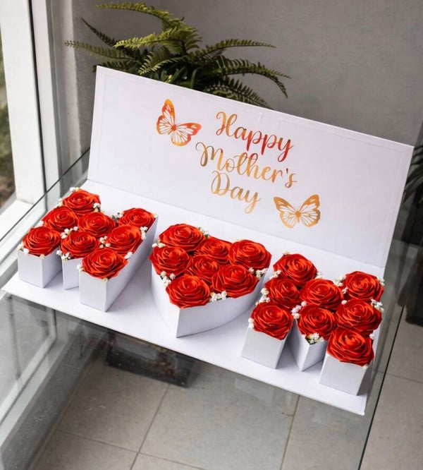 Caja “Mom”