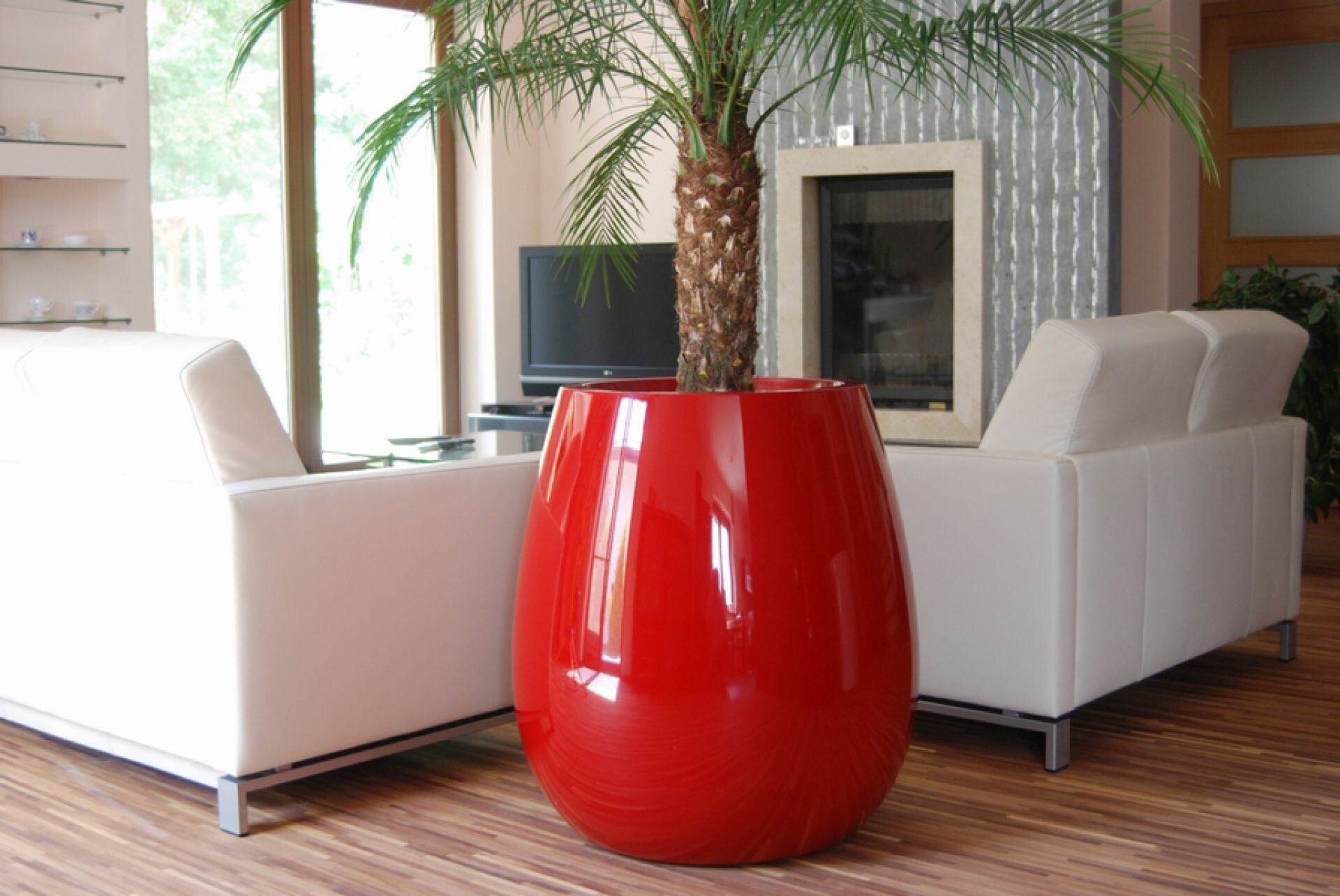 Abgerundeter moderner Blumentopf H 75 cm