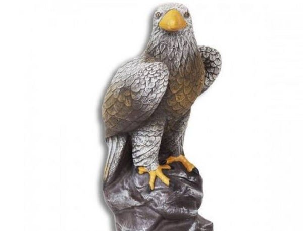 Adler-Gartenfigur