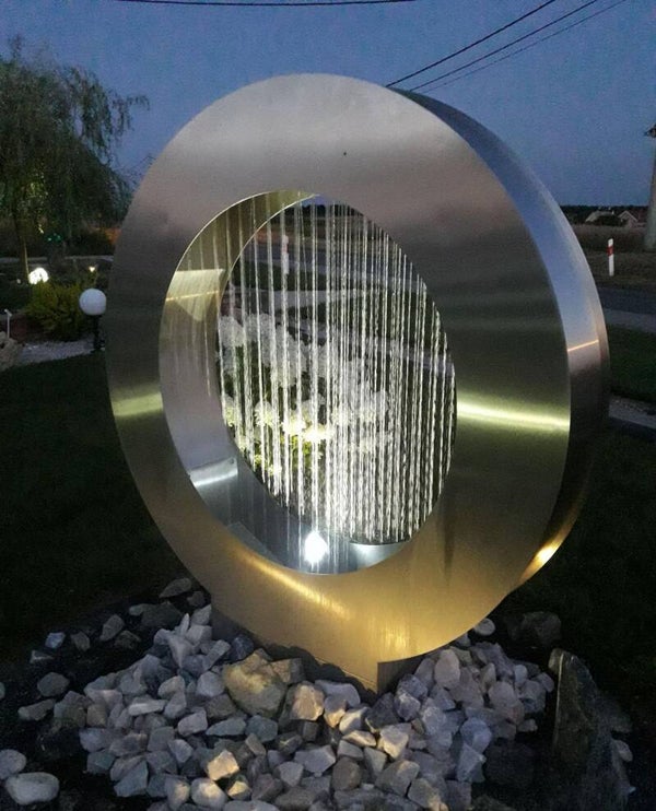 Dekorativer Brunnen für den Garten 250 cm