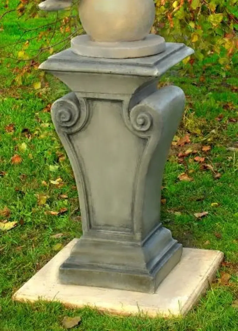 Dekorative Gartensäulen