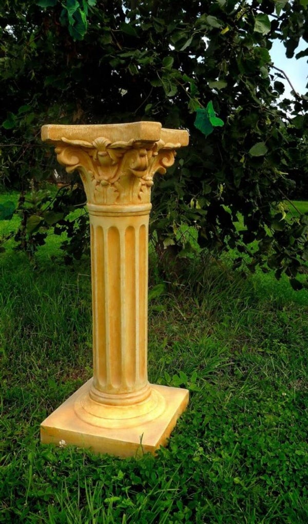 Kleine Korinthische Säule
