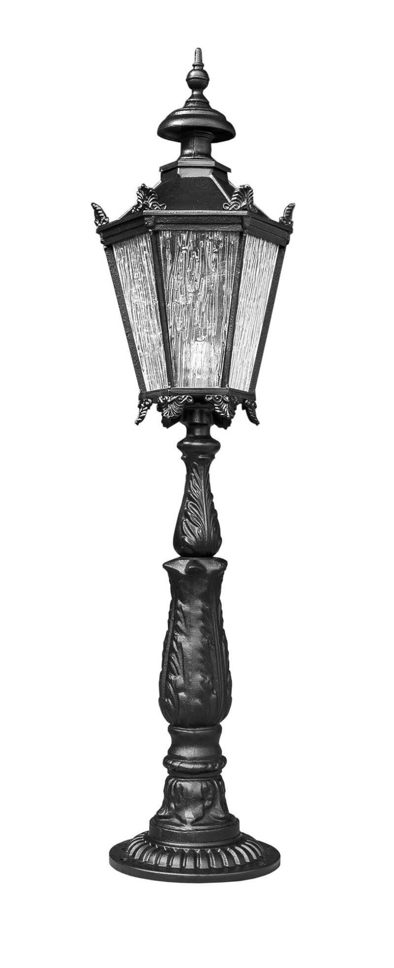 Mittelhohe Lampe zur Beleuchtung des Gartens mit einer Höhe von 140 cm