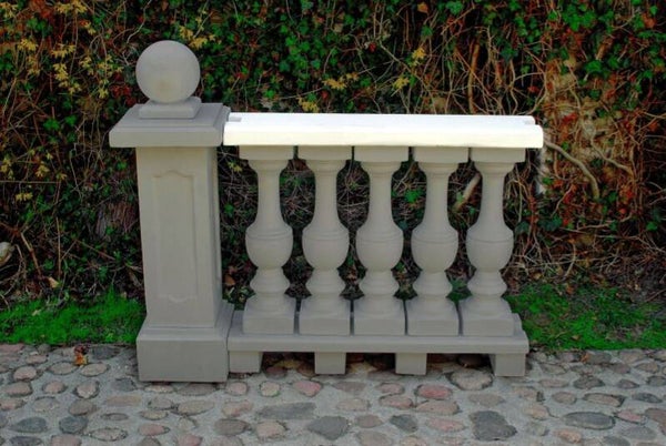 Spitze des Balusters H 5 cm, B 100 x 25 cm