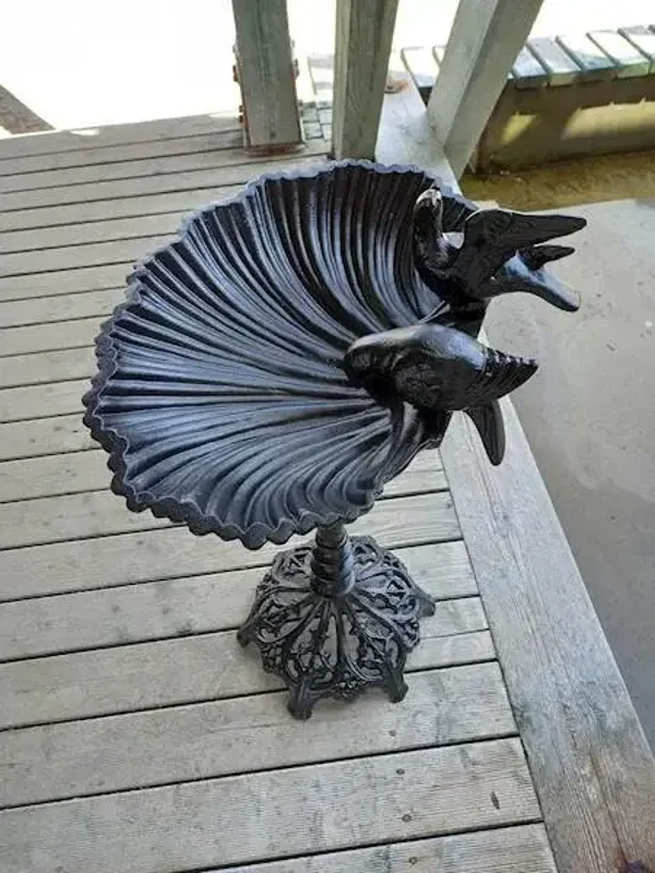 Vogeltränke aus Gusseisen – Schwarz