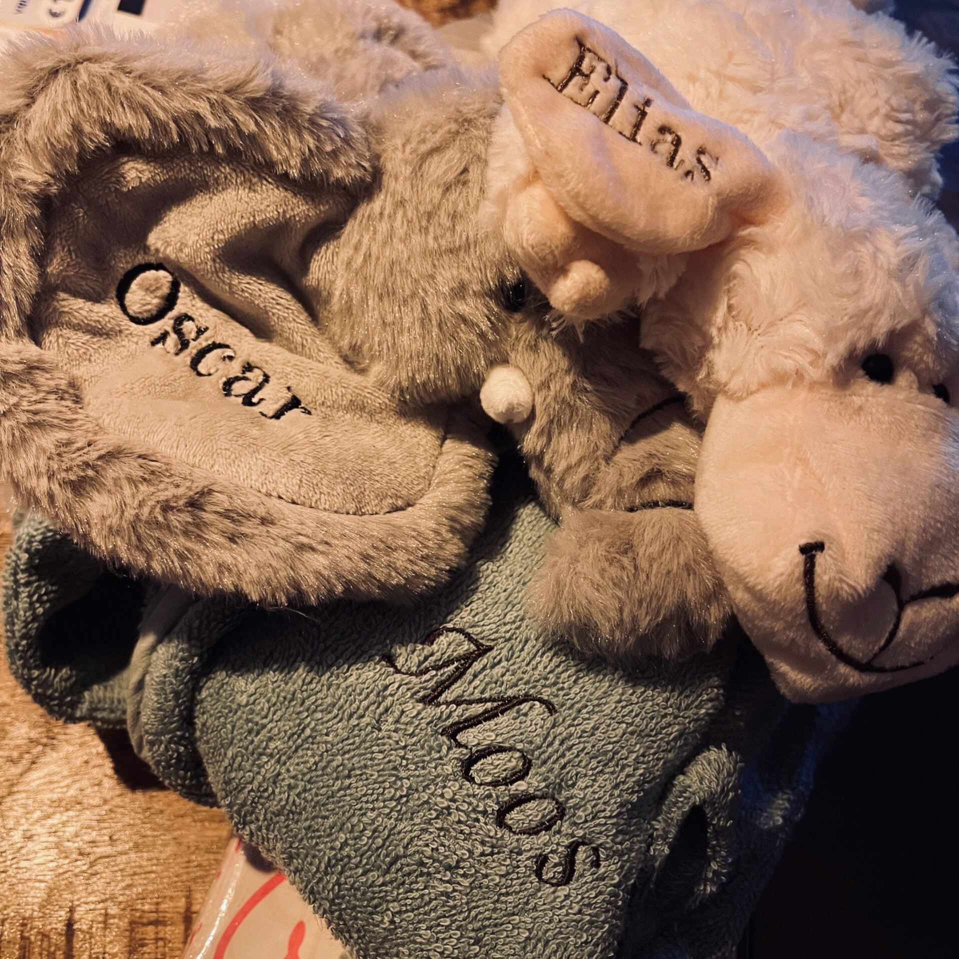 Knuffels geborduurd met naam baby knuffels
