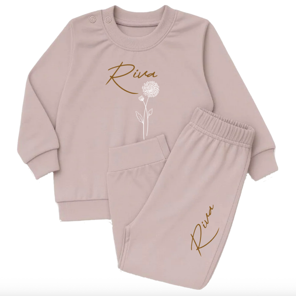 Pyjama met naam en geboortebloem