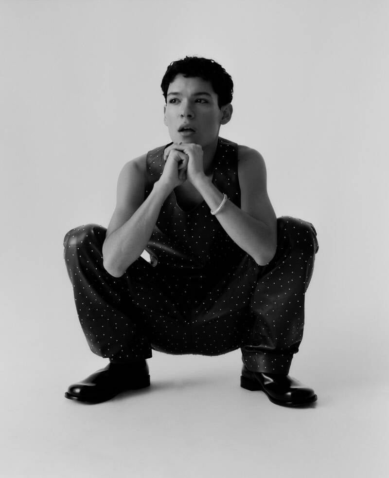 Omar Rudberg Behind the blinds