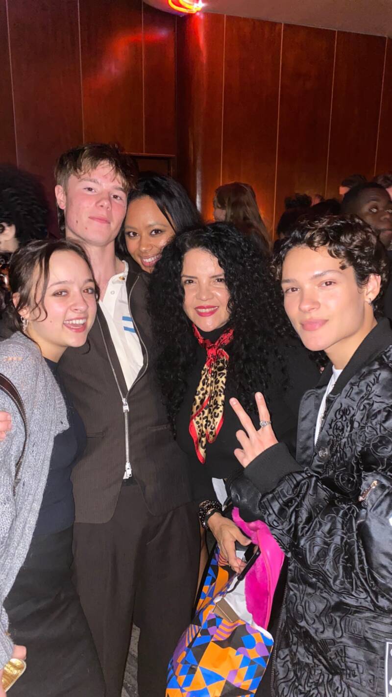 Young Royals, Season 2 premiere