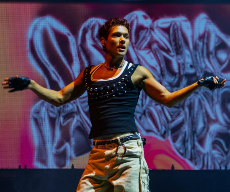 Midnight Sun Tour Paris