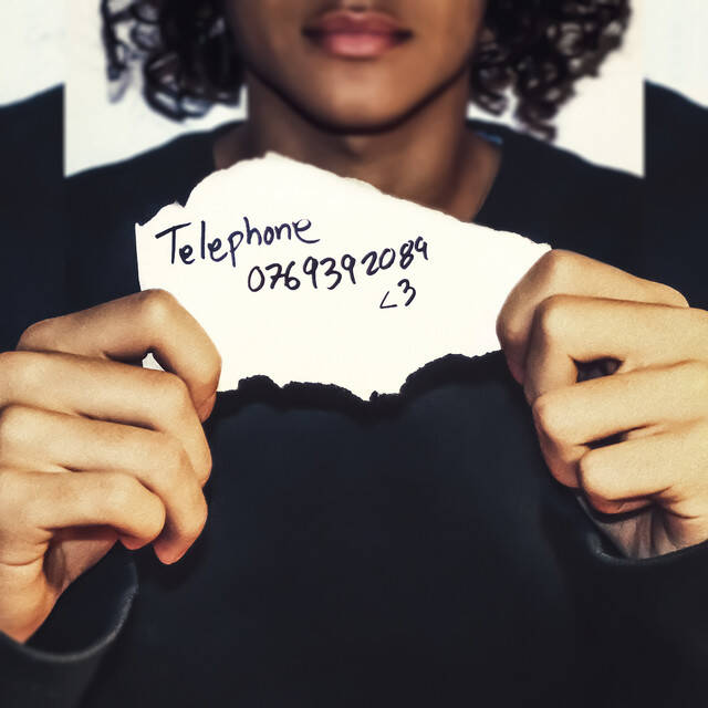 Omar Rudberg På min telefon toda la noche