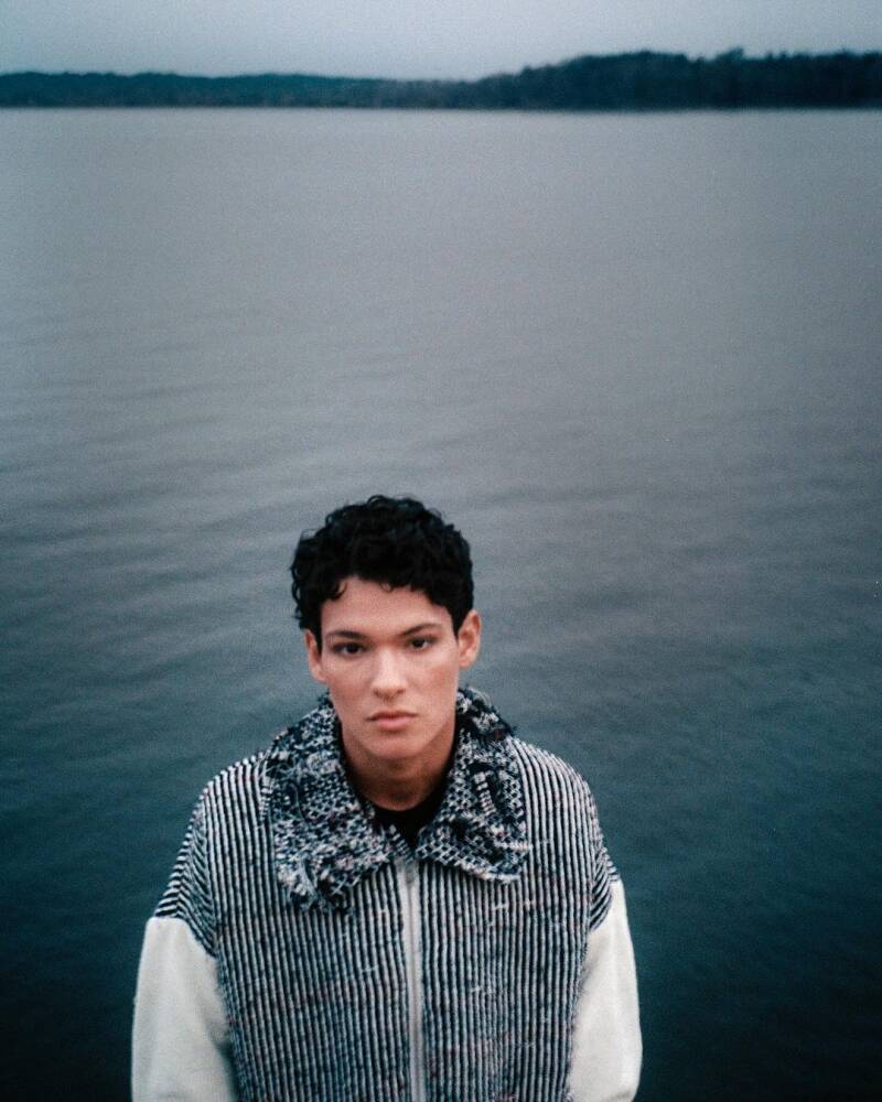 Omar Rudberg Red Light