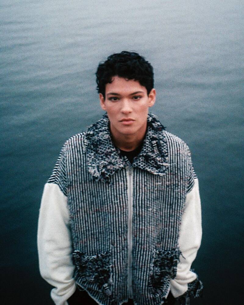 Omar Rudberg Red Light