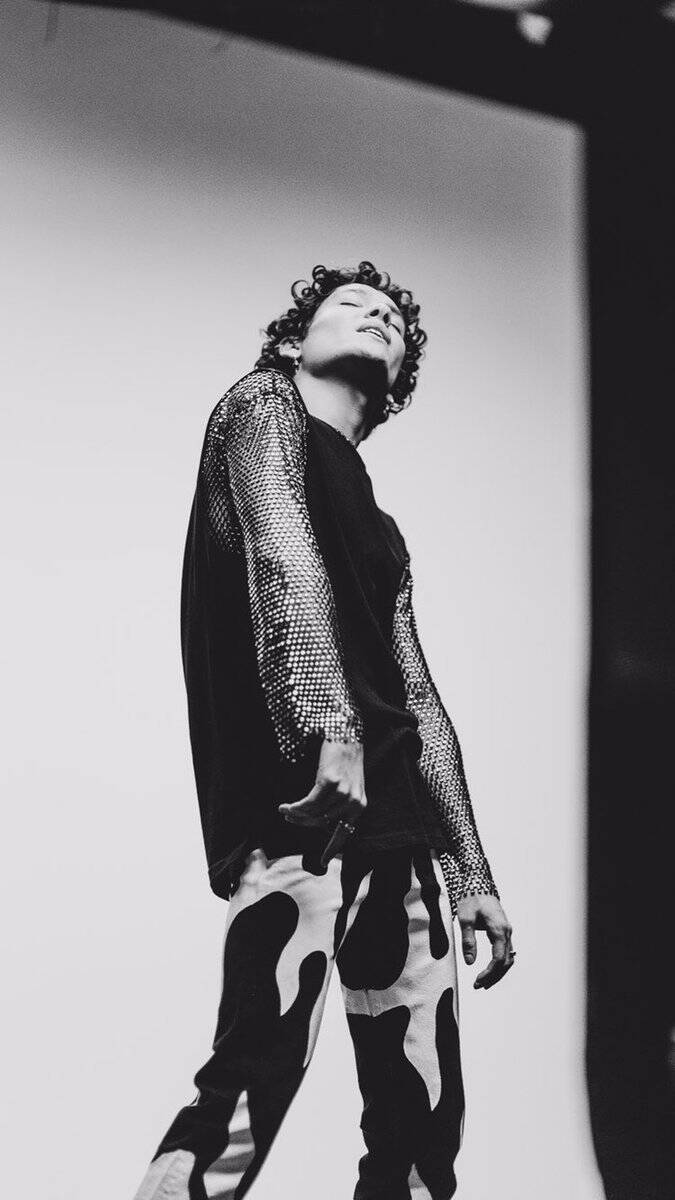 Omar Rudberg Moving Like That