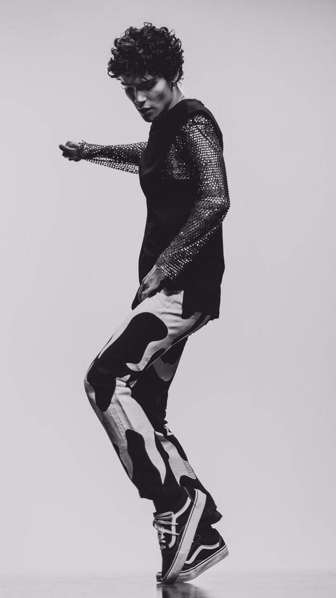 Omar Rudberg Moving Like That