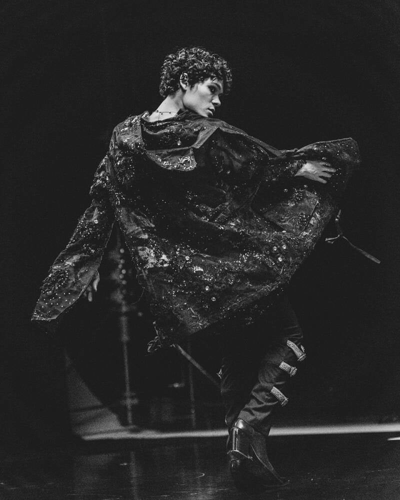 Omar Rudberg Moving Like That