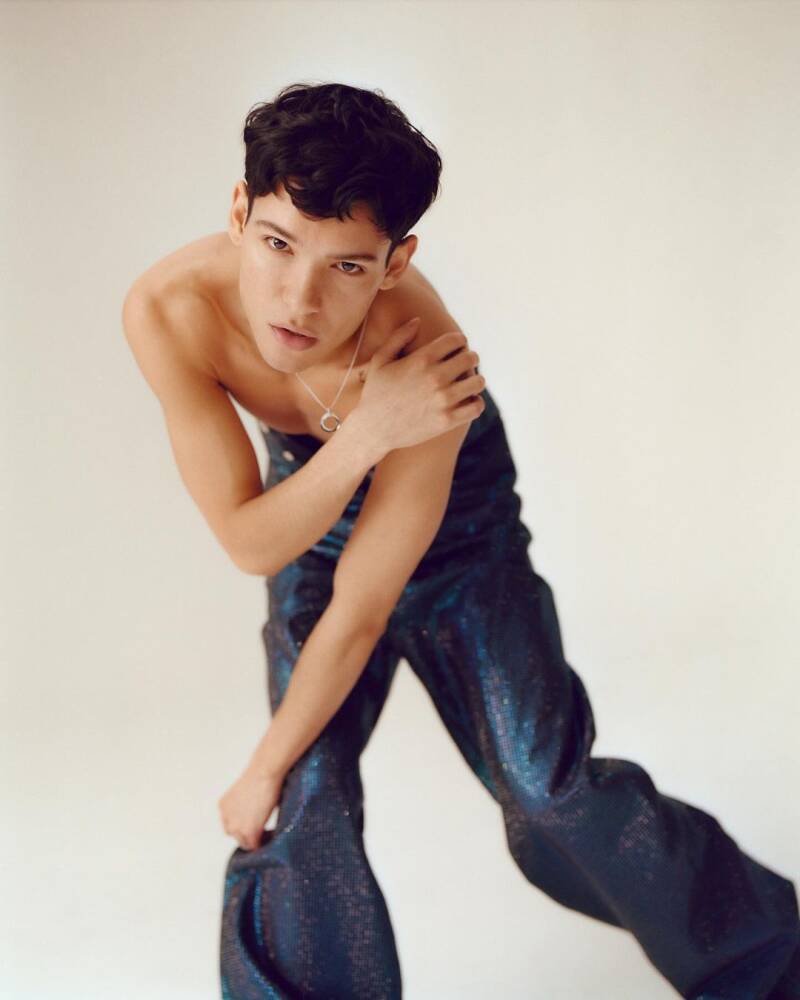 Omar Rudberg Behind the blinds
