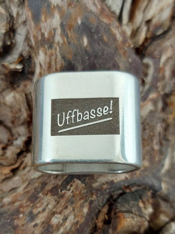 „Uffbasse!“