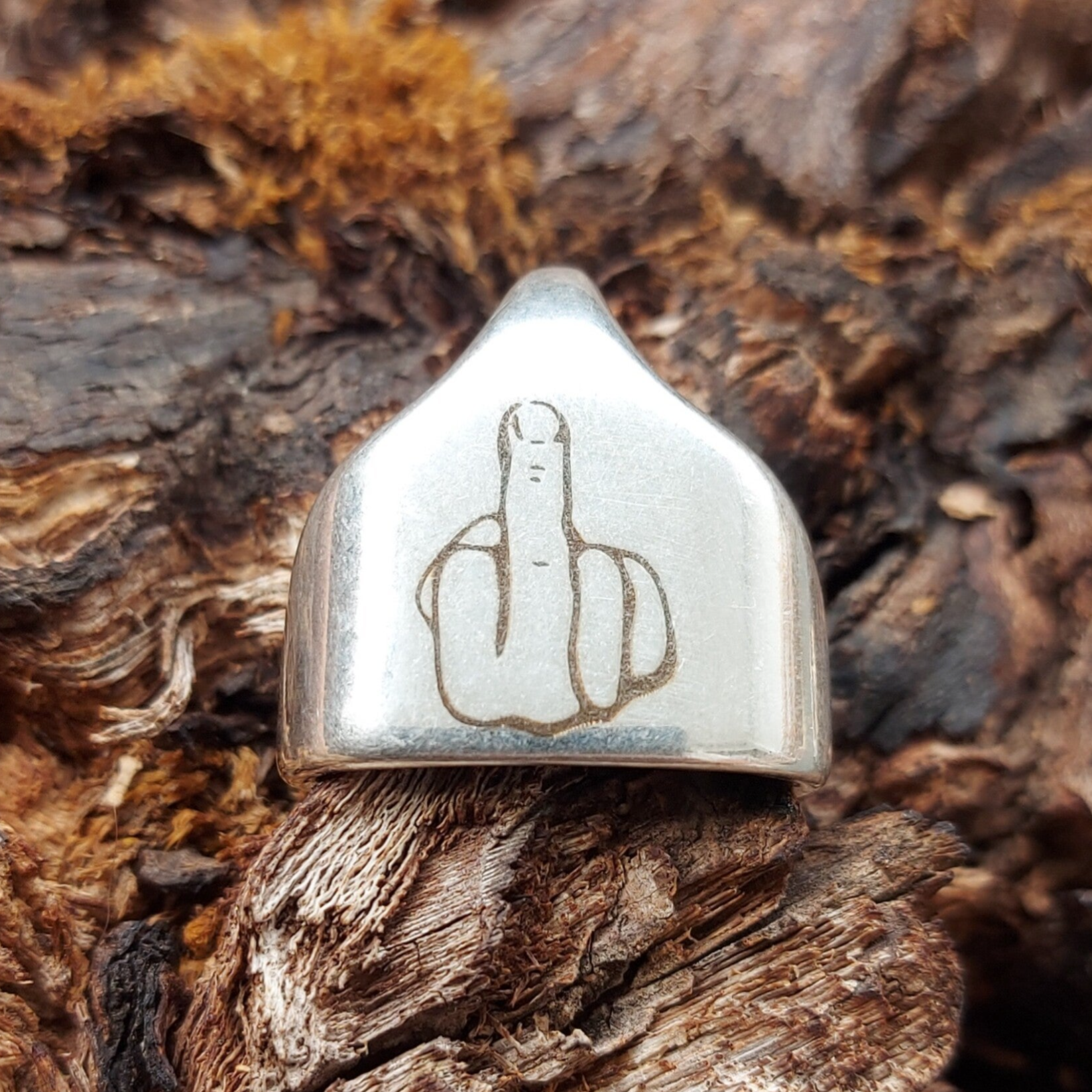 „Mittelfinger“