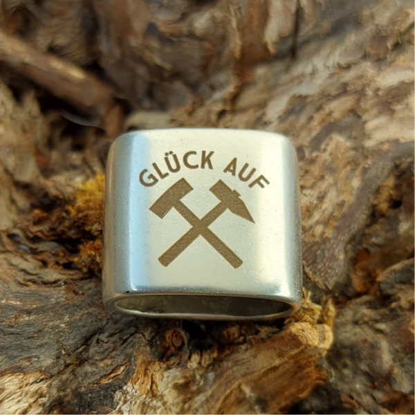 „Glück auf“ Hammer und Schlägel