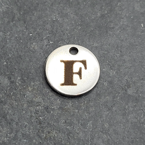 Buchstaben arial "F"