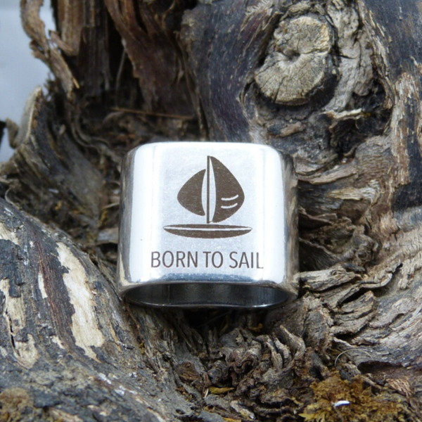 „Born to Sail“