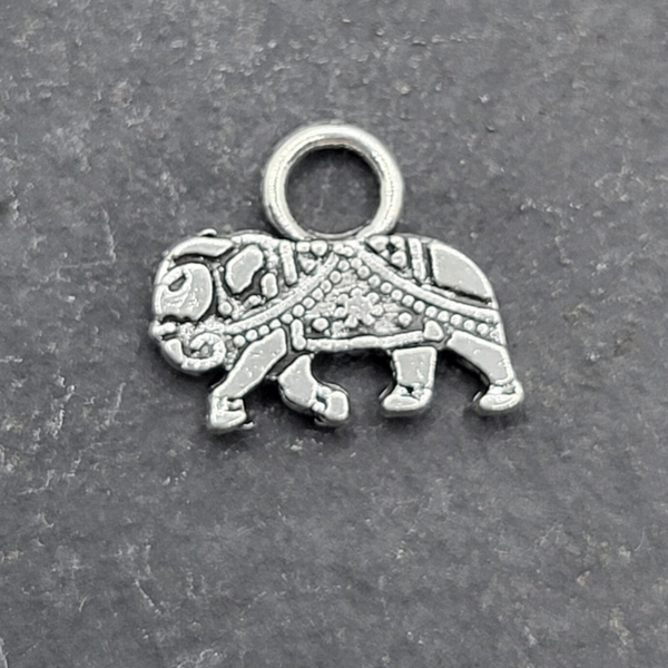 "Elefant 4"