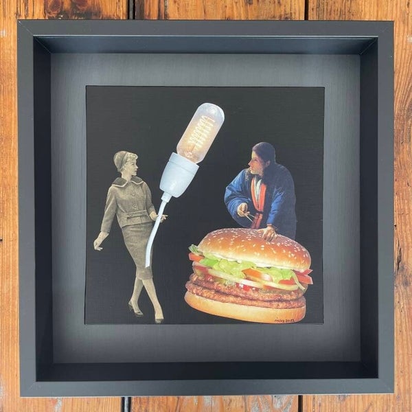 Love at first sight 25x25x0,3 cm (zw) incl lijst 35x35x6 cm