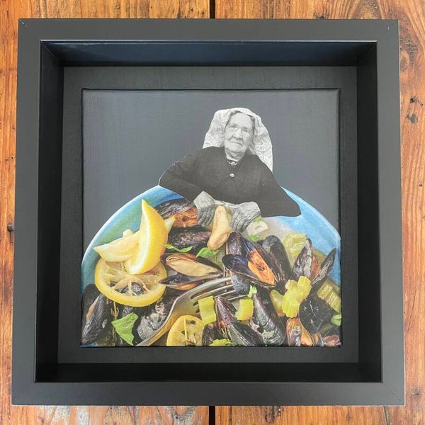 Zeg ken jij de mosselmeid 20x20x1 cm incl lijst 25x25x6 cm