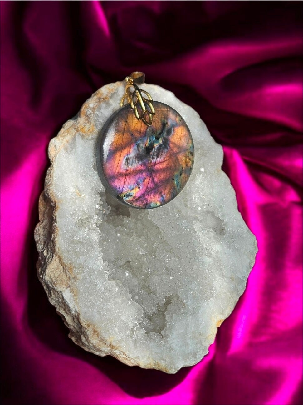 Pendentif en labradorite multicolore