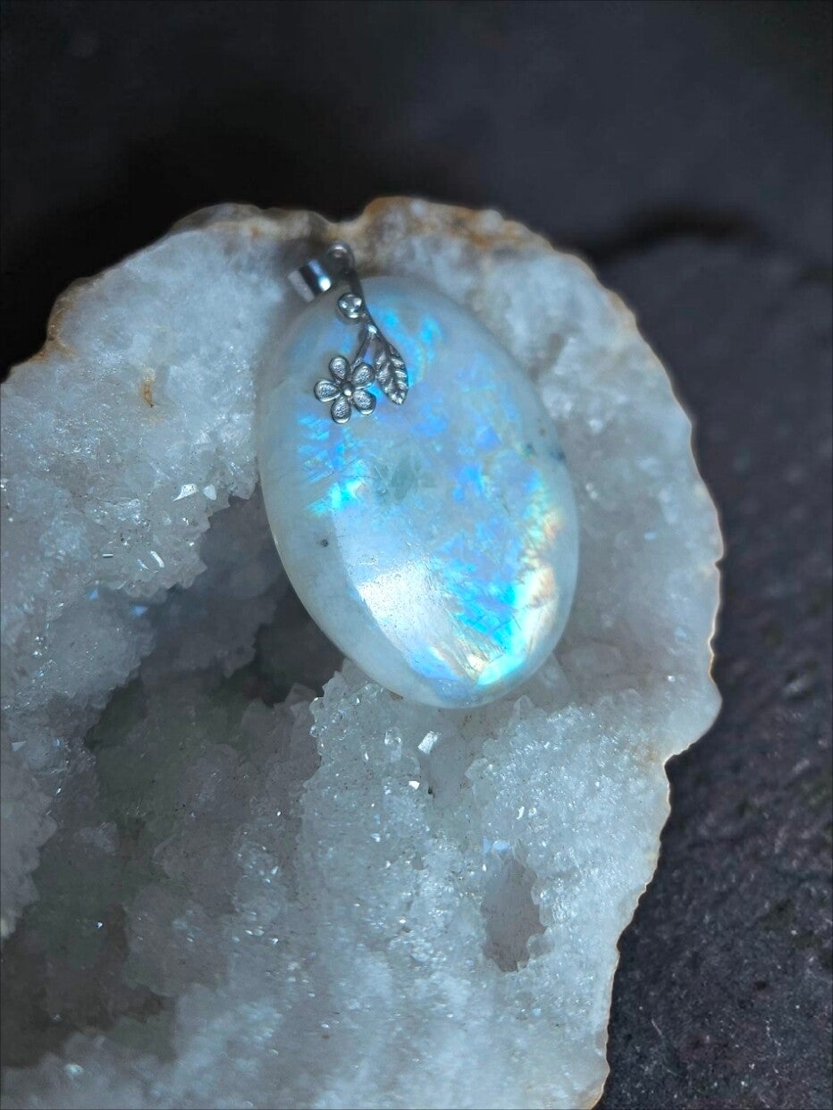 Pendentif en péristérite