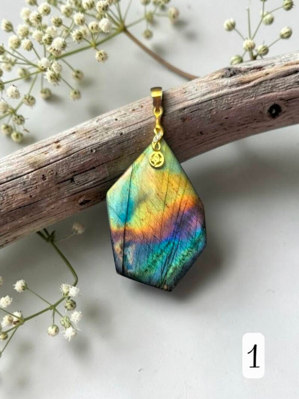 Pendentifs en labradorite irrégulière