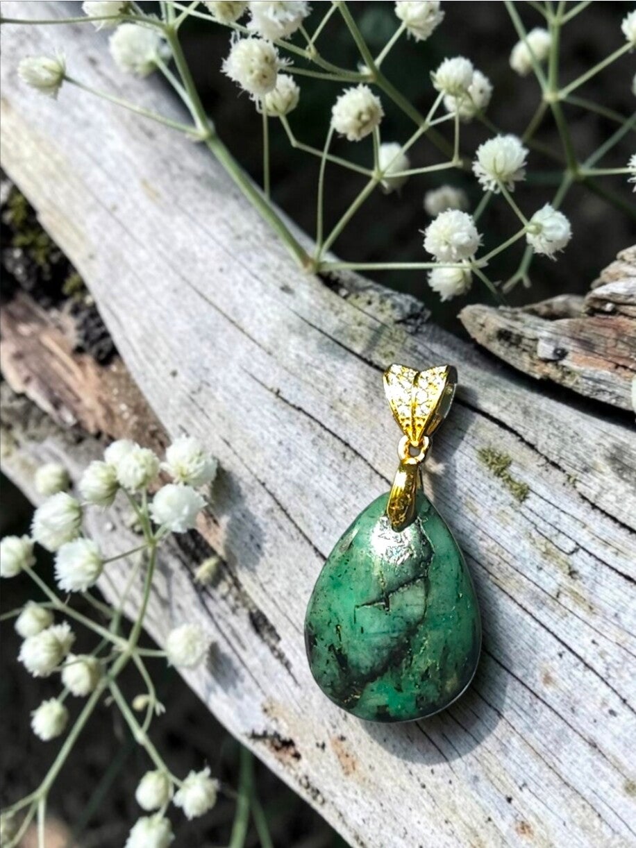 Pendentif en emeraude