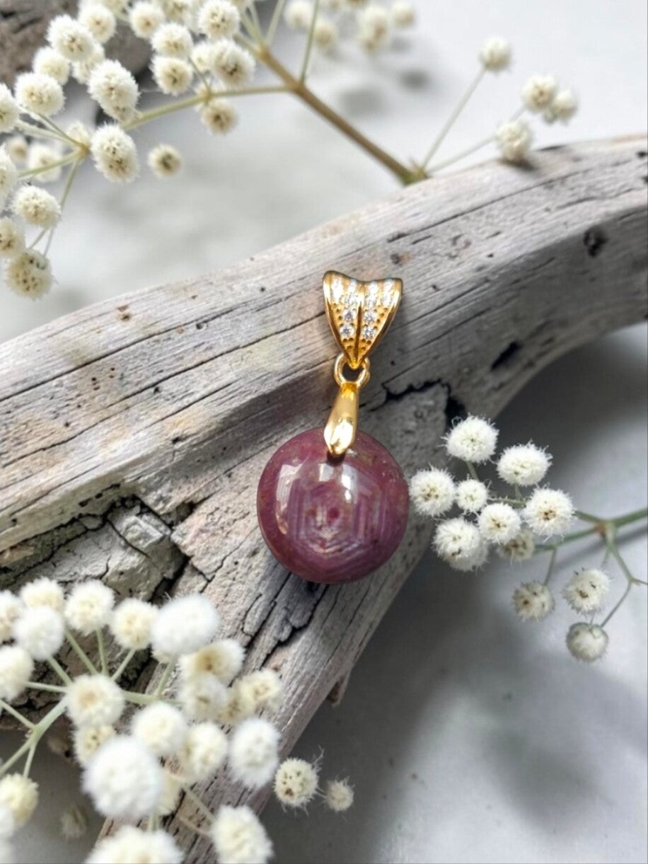 Pendentif en rubis