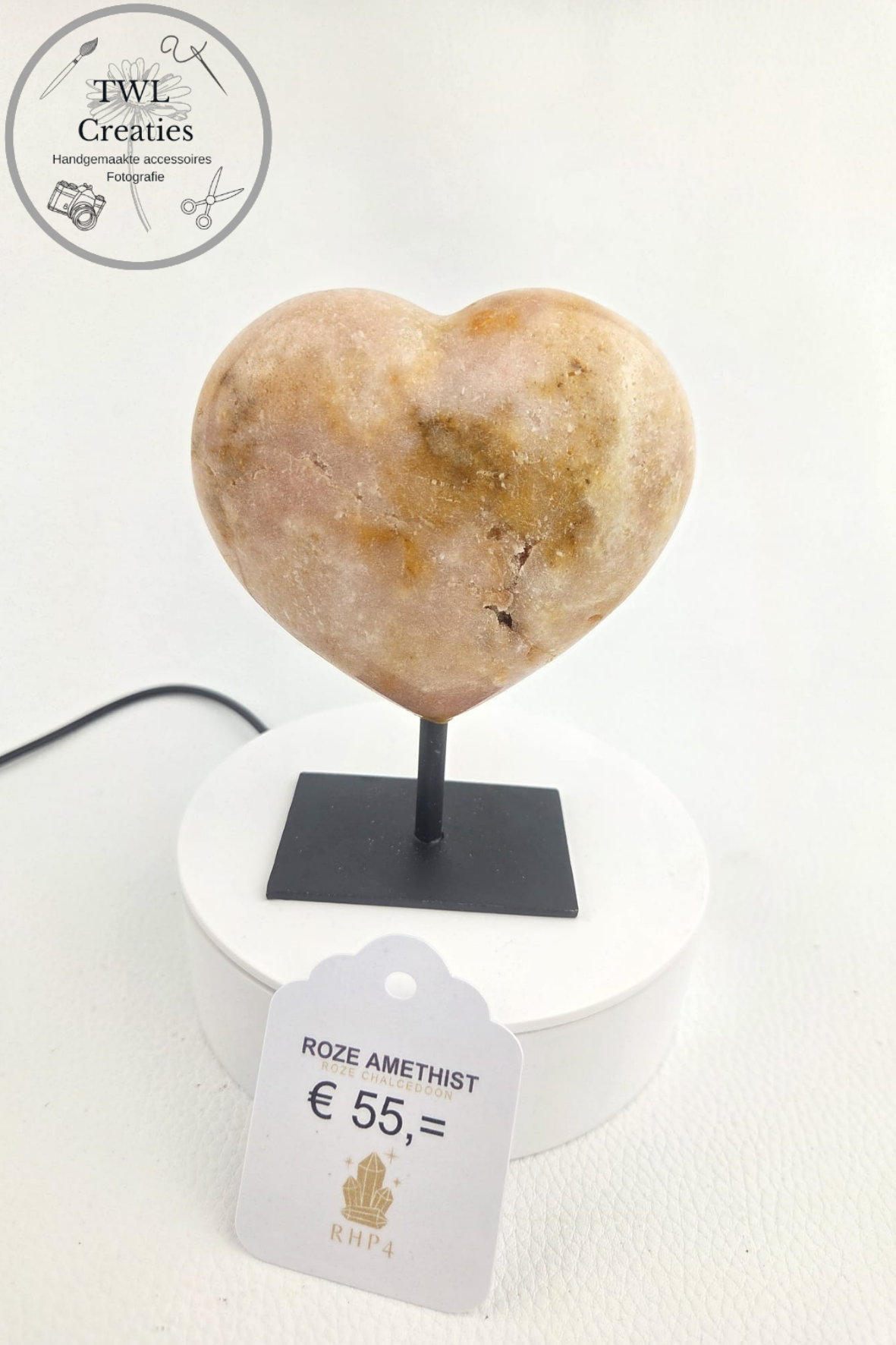 Roze Amethist hart op pin