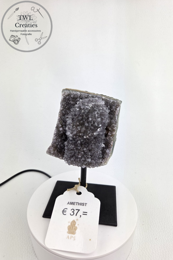 Amethist op pin