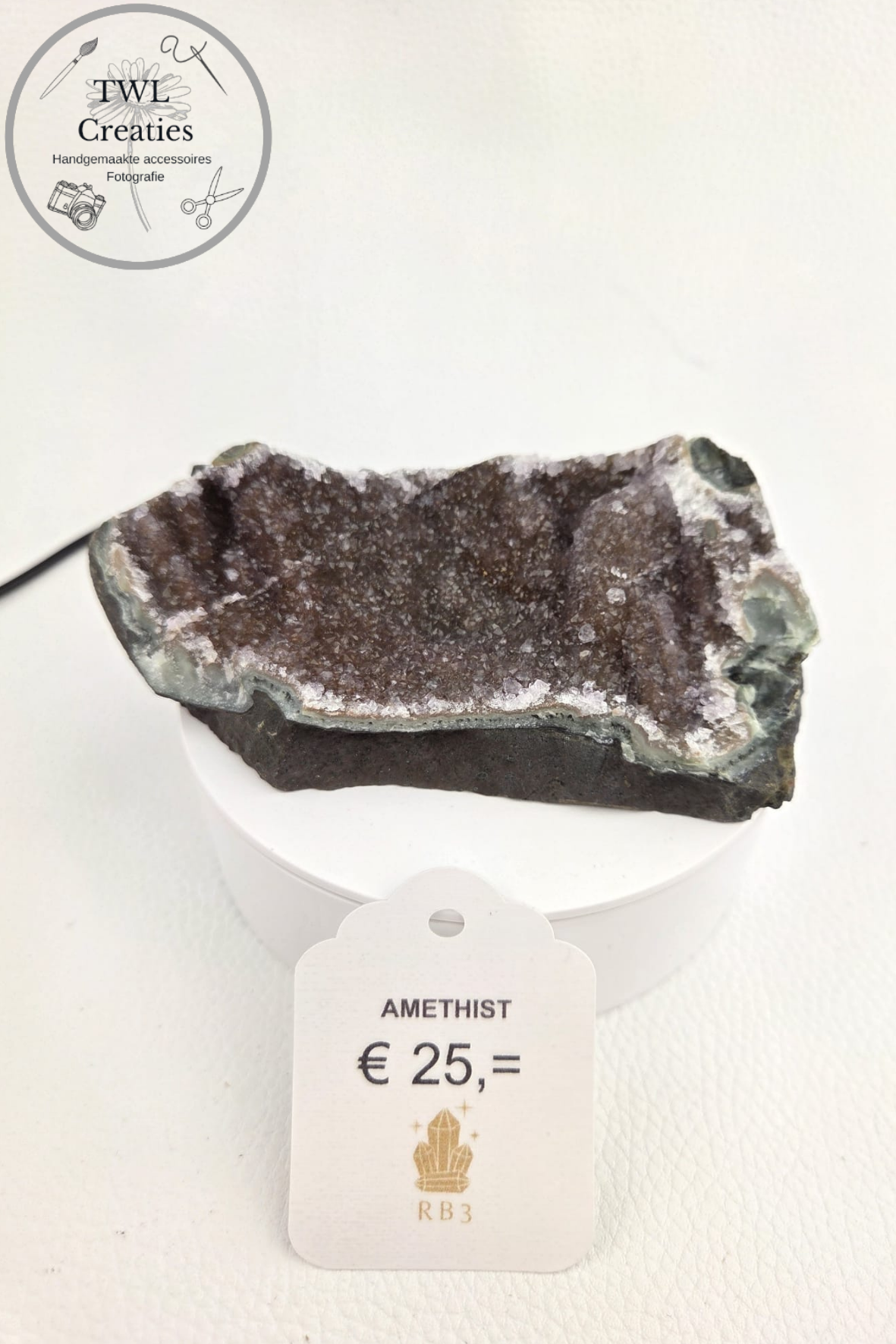 Regenboog amethist cutbase