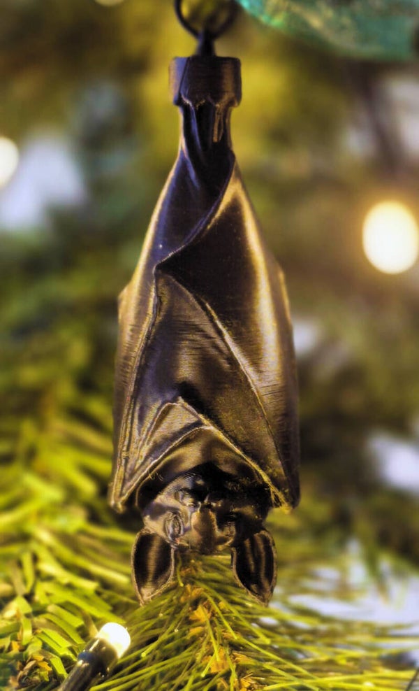 Sleepy Bat Hanger