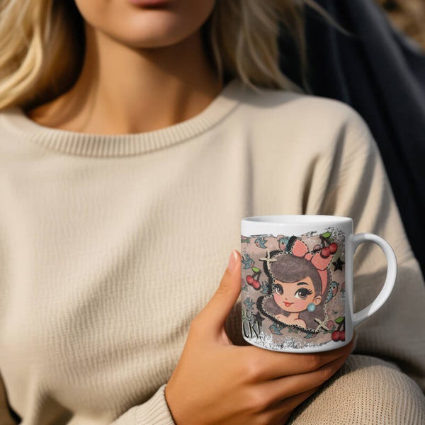 Rockabilly Tasse mit Mädchen & Kirschen – 60s Vintage Style