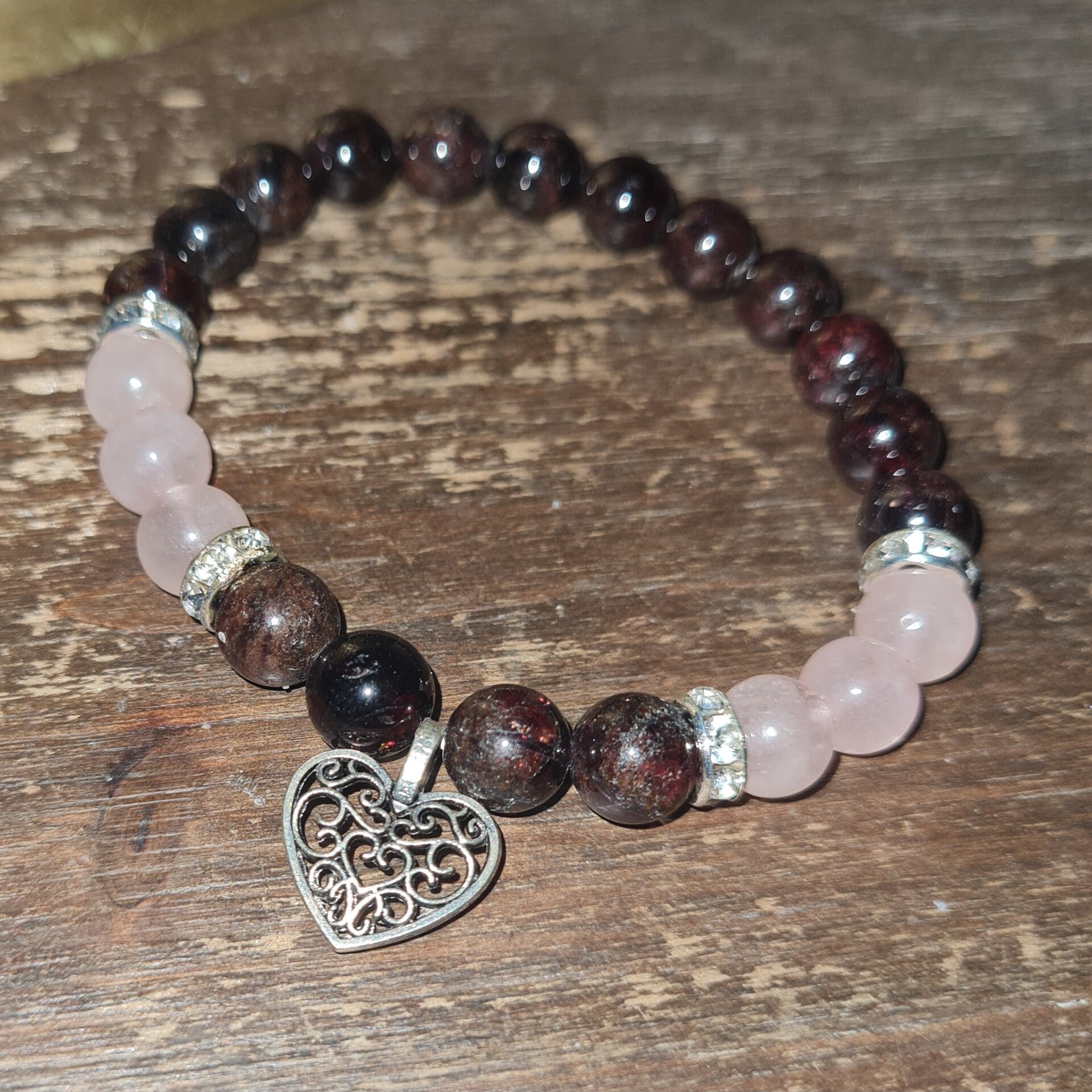 Armband "Herzenslicht" mit Rosenquarz & Granat
