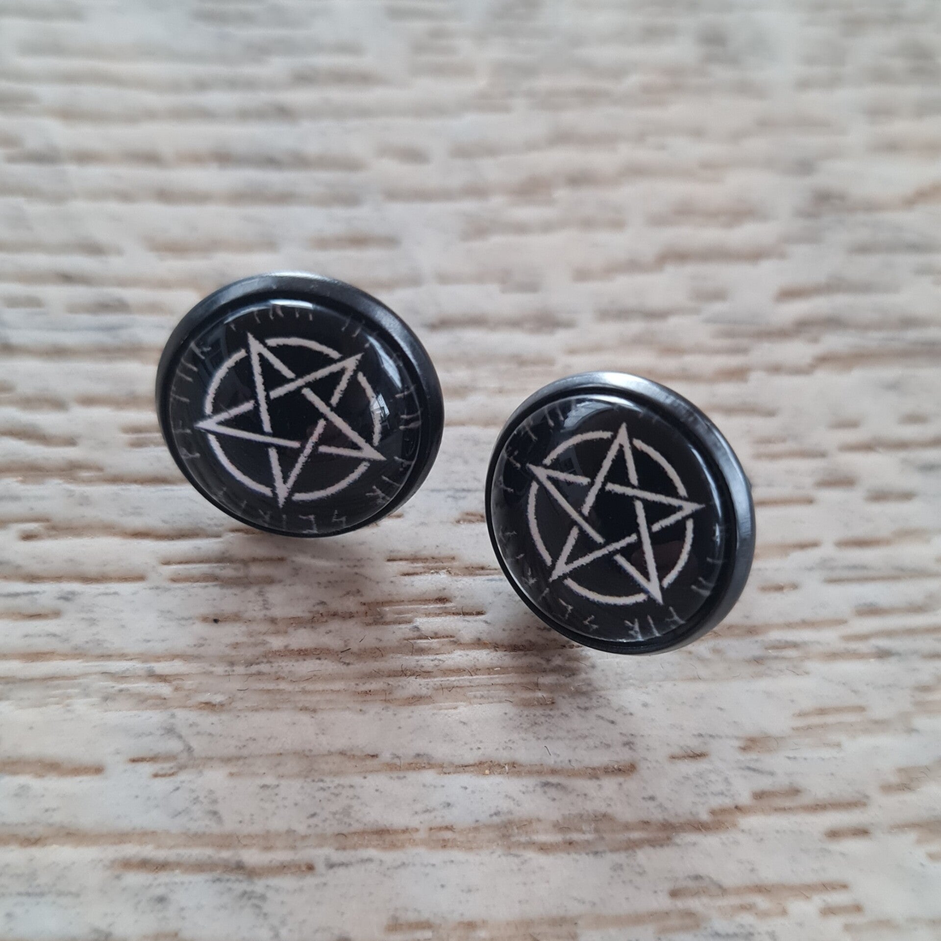 Ohrringe mit Pentagram