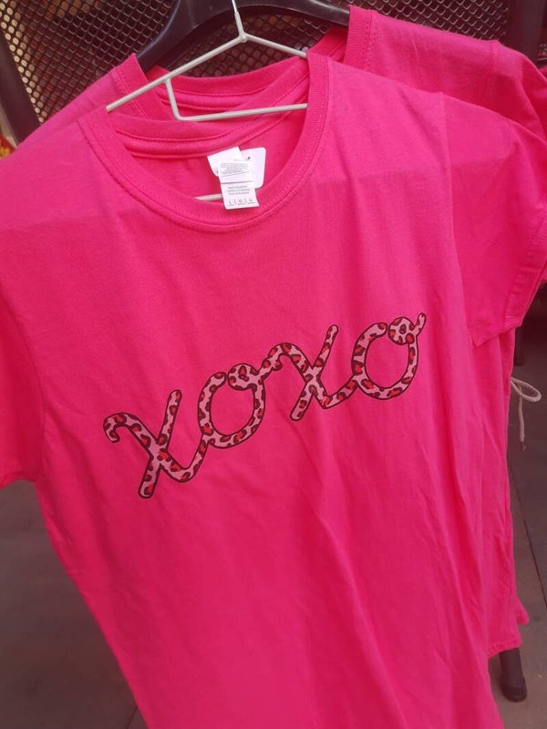 Roze shirt met XOXO