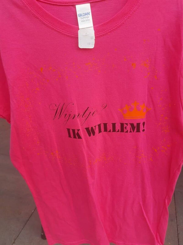 Roze shirt Wijntje?