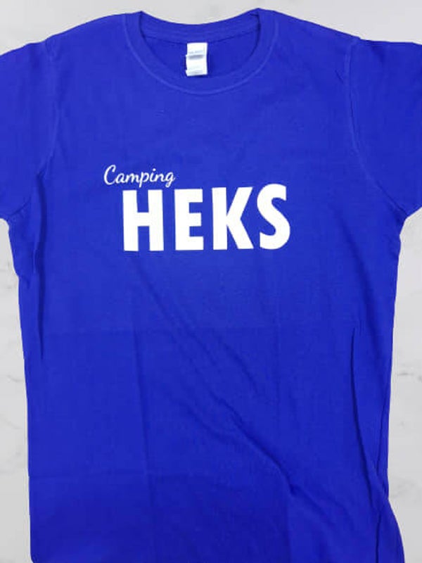 paars shirt campingheks