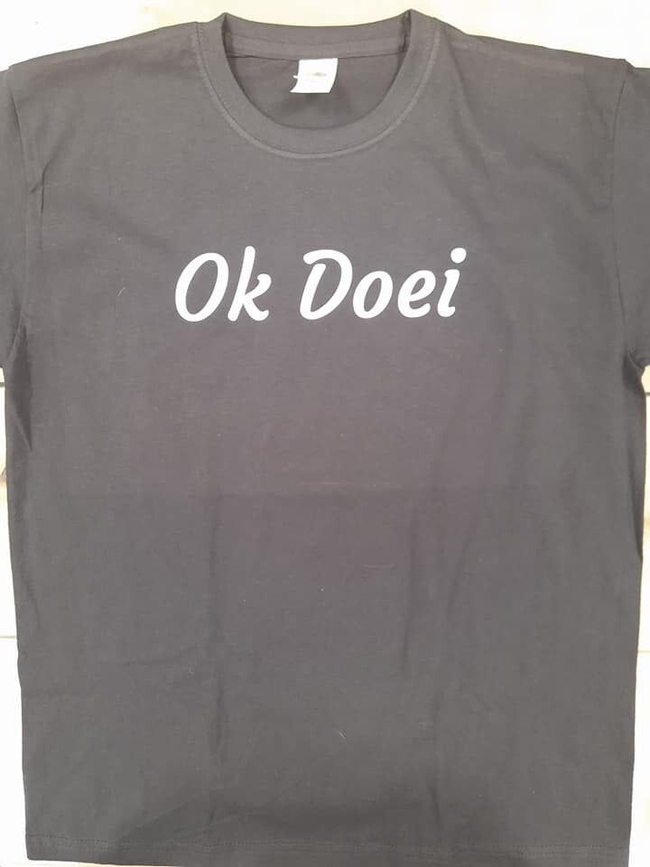 Zwart shirt, OK Doei (verkocht)