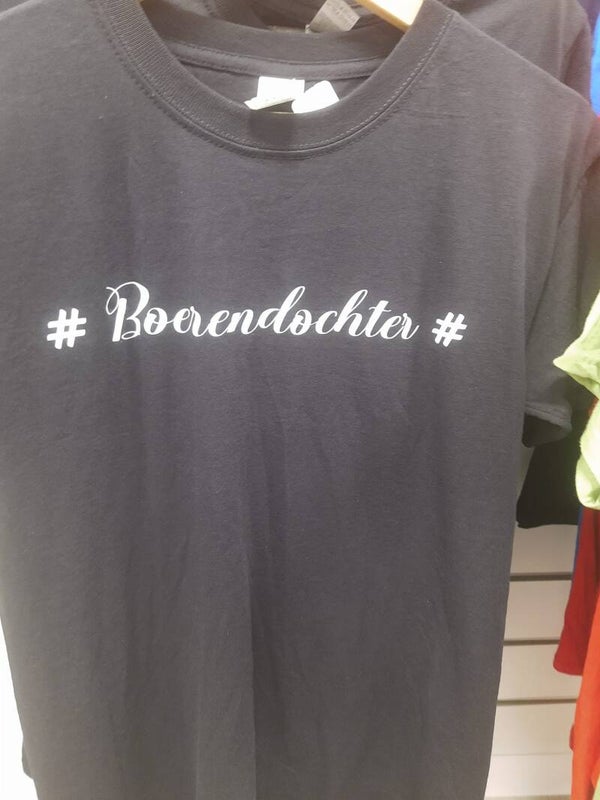 Zwart shirt #Boerendochter#