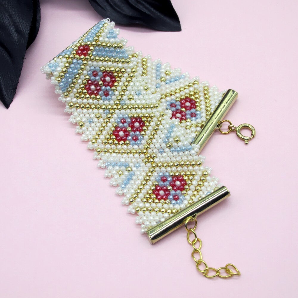 Seed Bead Bracelet: 6436