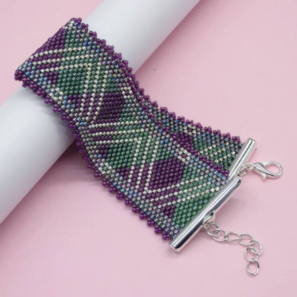 Seed Bead Bracelet: 5504